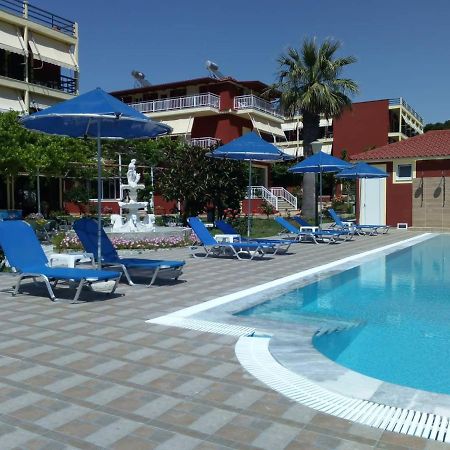 布拉提-阿考迪酒店 阿尔库季岛 外观 照片