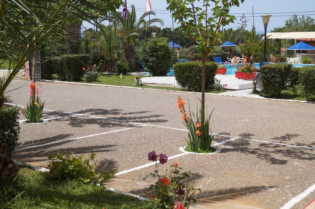 布拉提-阿考迪酒店 阿尔库季岛 外观 照片